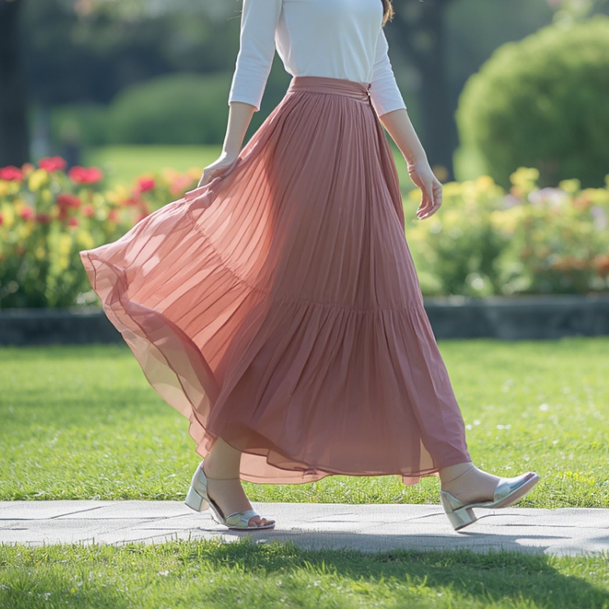 Women's Pleated Maxi Skirt